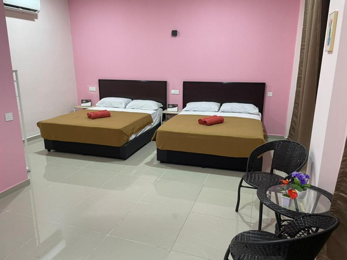 A&H House Hotel Малакка Экстерьер фото